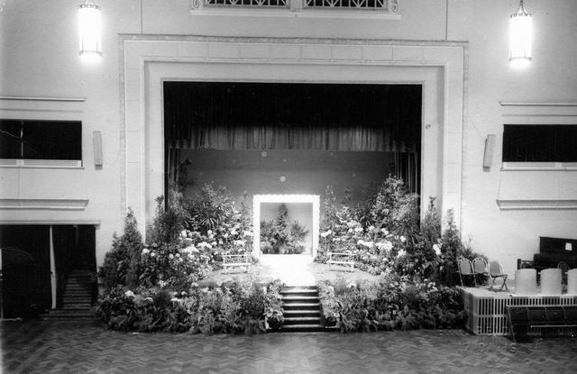 Coburg town hall - decorated stage 