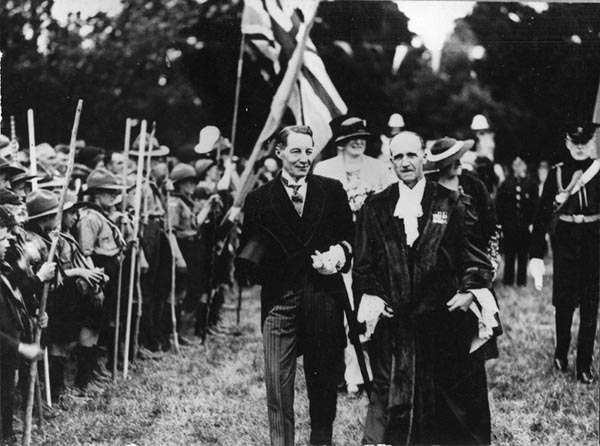 Governor of Victoria at Proclamation Ceremony