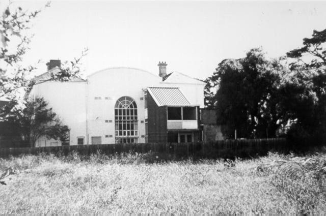  Wiseman House. Widford St.. Glenroy