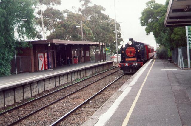  Glenroy Railway Station