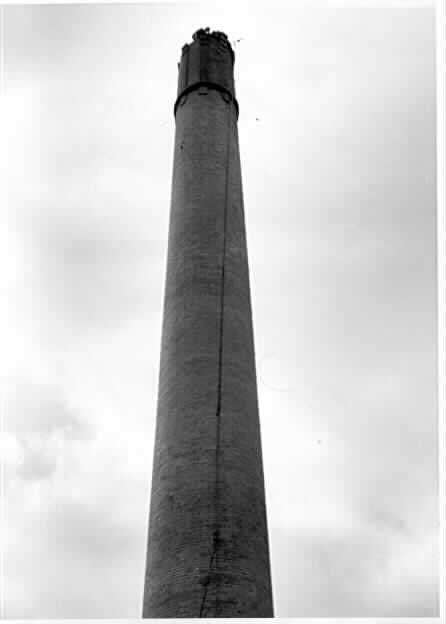 [smokestack for the new municipal refuse destructor in Surrey Road]