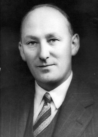 Sir <b>Arthur Coles</b> - 494